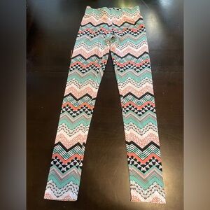Vanity Multicolor Zigzag Tribal Print Leggings